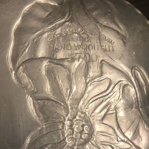 1700 Farber & Shelvin Hand Wrought Aluminum Tray Fiddlehead Handle Scalloped - Picture 4 of 4